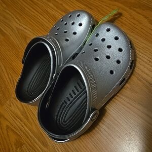 CROCS Metallic Gray Women's Clogs ! Wear 3 time good condition